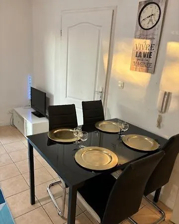Appartement T2 Design 4 Pers Bord Du Canal Du Midi Pmr, Avec Parking Et Terrasse